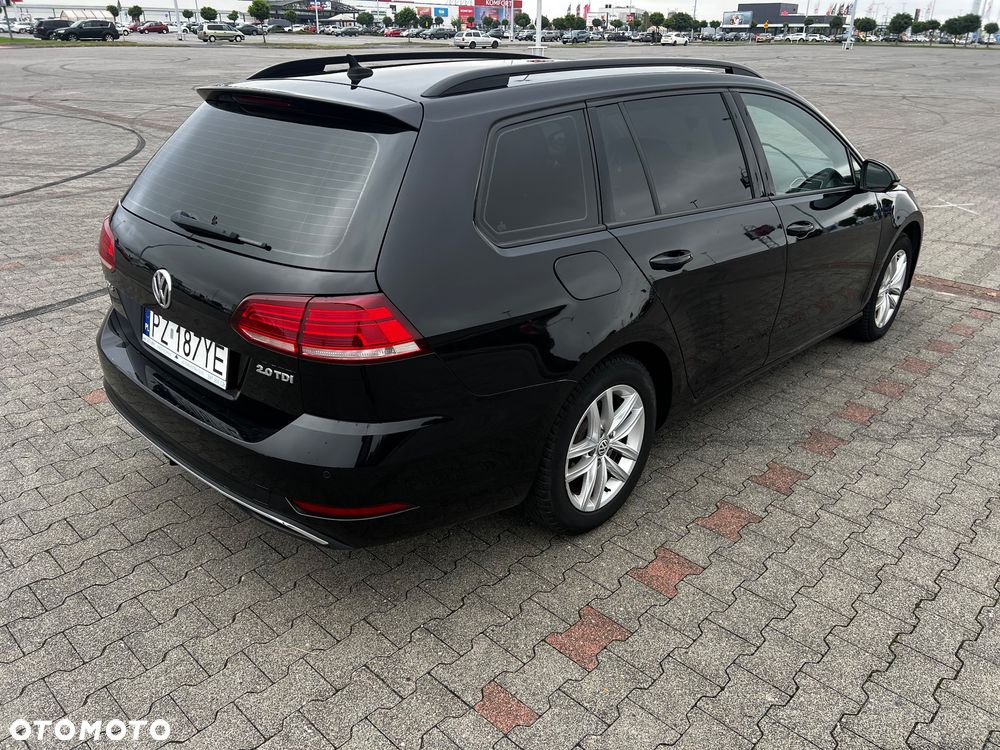 Volkswagen Golf - 3