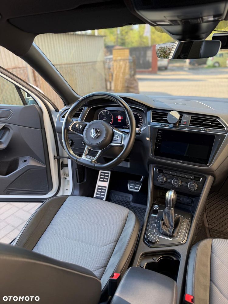 Volkswagen Tiguan Allspace 2.0 TSI 4Mot Highline DSG - 26