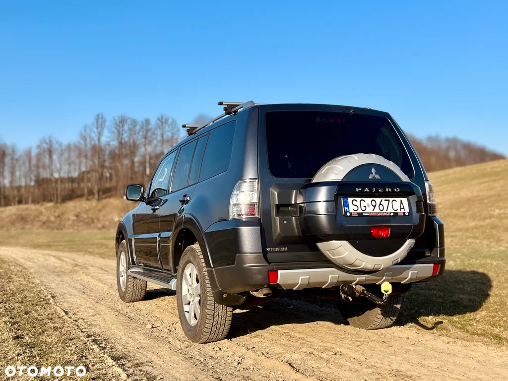 Mitsubishi Pajero 3.2 DID Instyle - 11