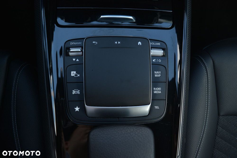 Mercedes-Benz GLB 200 Style 7G-DCT - 18
