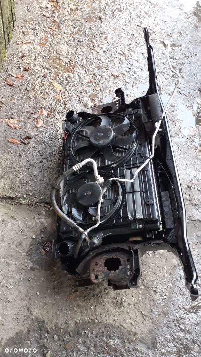 Pas Przód Passat b7 2.0tdi - 2