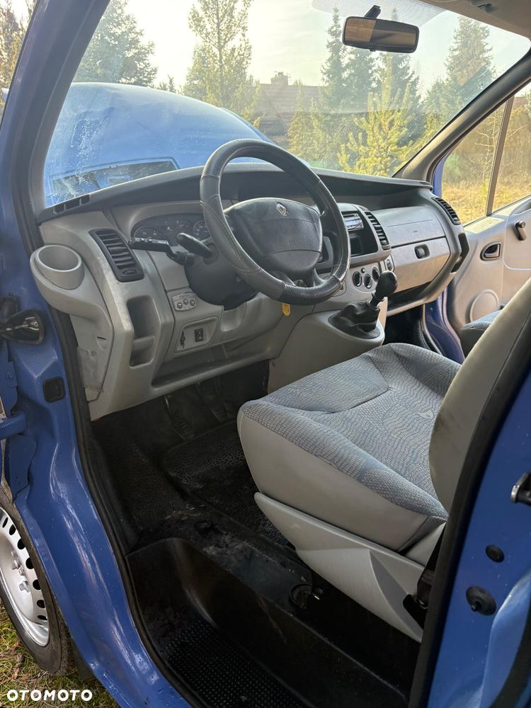 Renault Trafic - 13