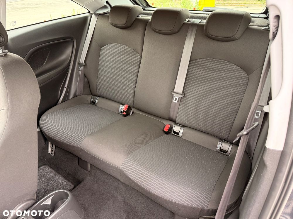 Opel Corsa 1.4 drive - 28