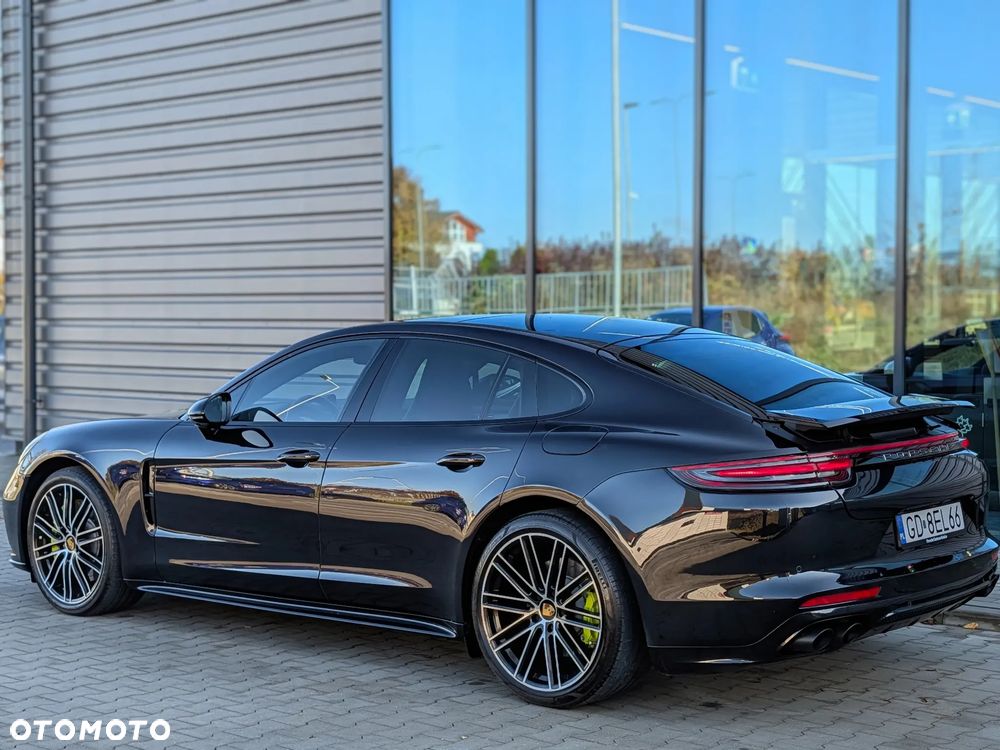 Porsche Panamera 2018 photo 3
