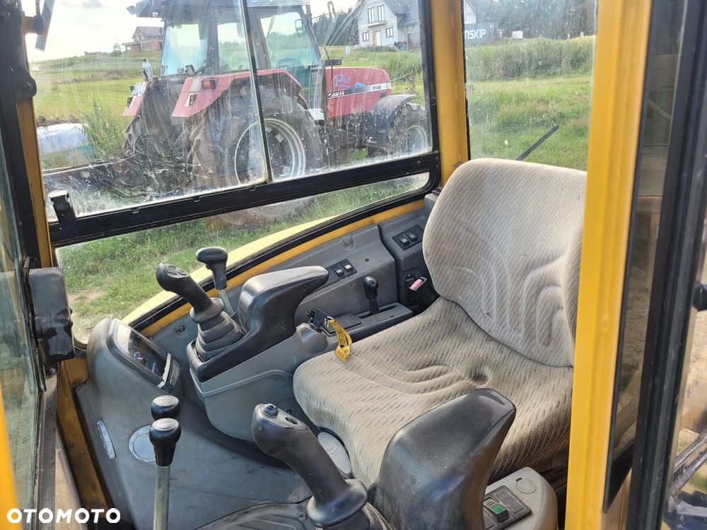 Volvo ECR28 - 5