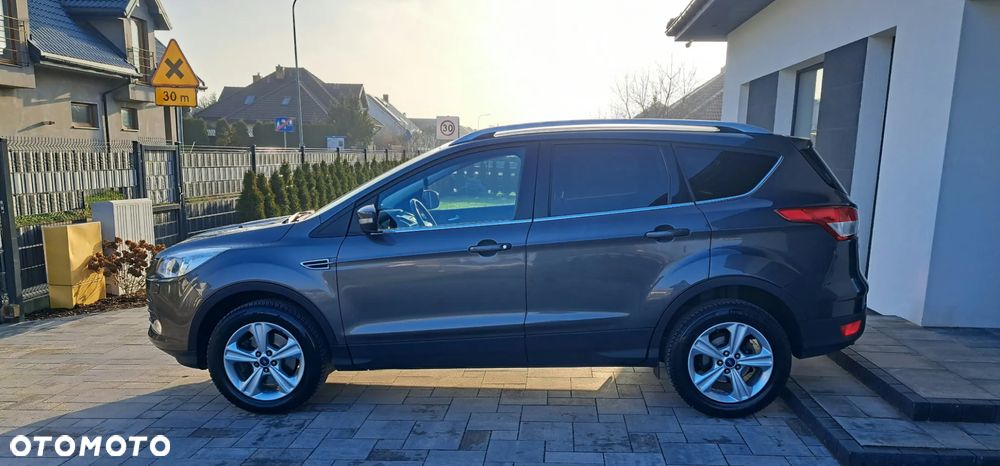 Ford Kuga - 10