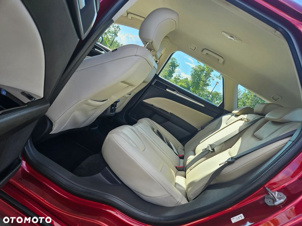Ford Mondeo SW 2.0 EcoBlue Titanium - 22
