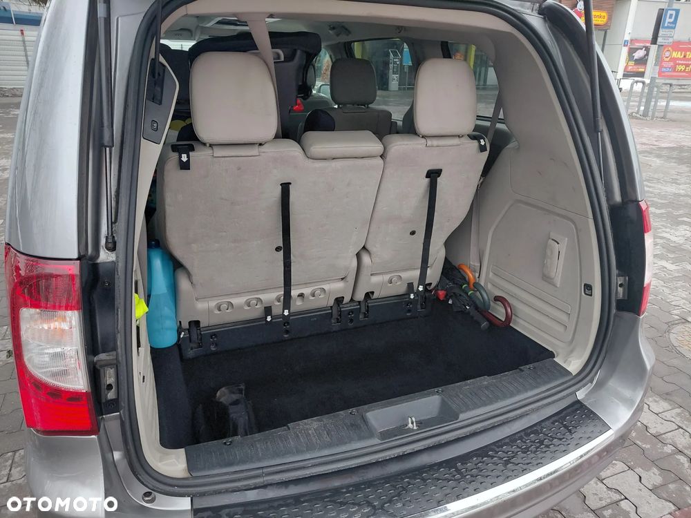Chrysler Town & Country 3.6 Touring - 11