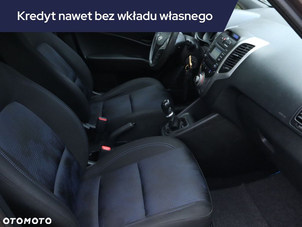 Hyundai ix20 - 10