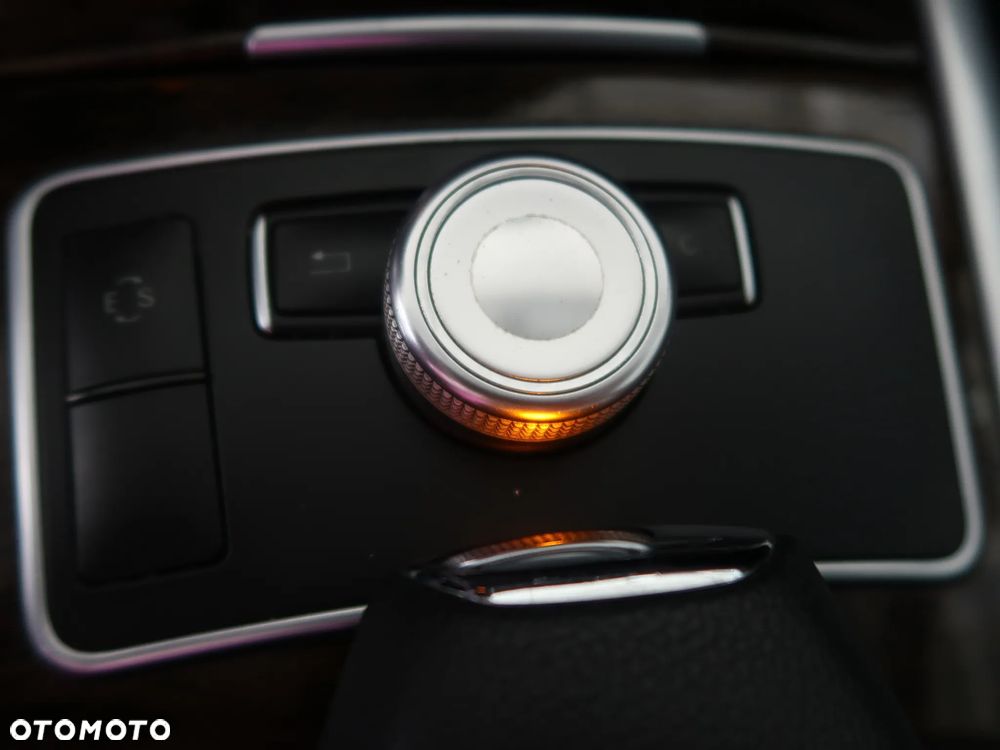 Mercedes-Benz Klasa E 200 CDI DPF BlueEFFICIENCY 7G-TRONIC - 17