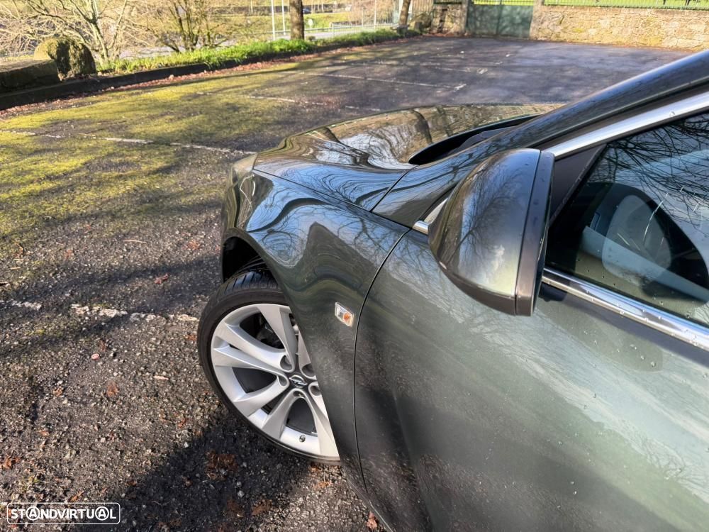 Opel Insignia Sports Tourer - 27