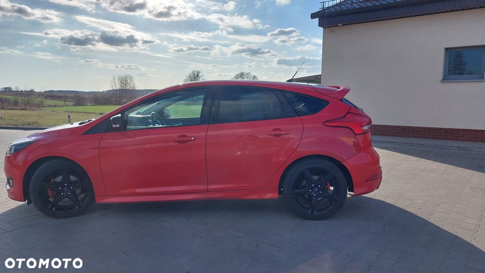 Ford Focus 1.5 EcoBoost ST-Line Red ASS - 2