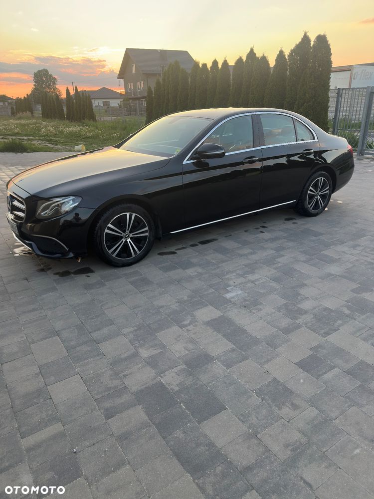 Mercedes-Benz Klasa E 220 d 4-Matic Avantgarde - 2
