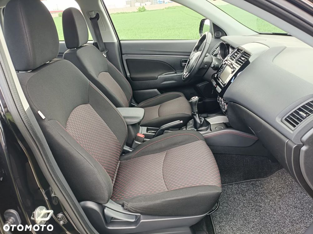 Mitsubishi ASX - 11