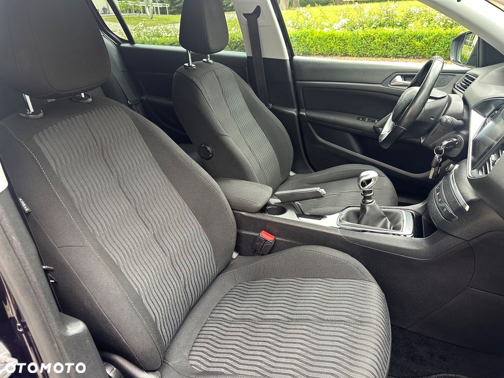 Peugeot 308 1.6 BlueHDi Business Line S&S - 31