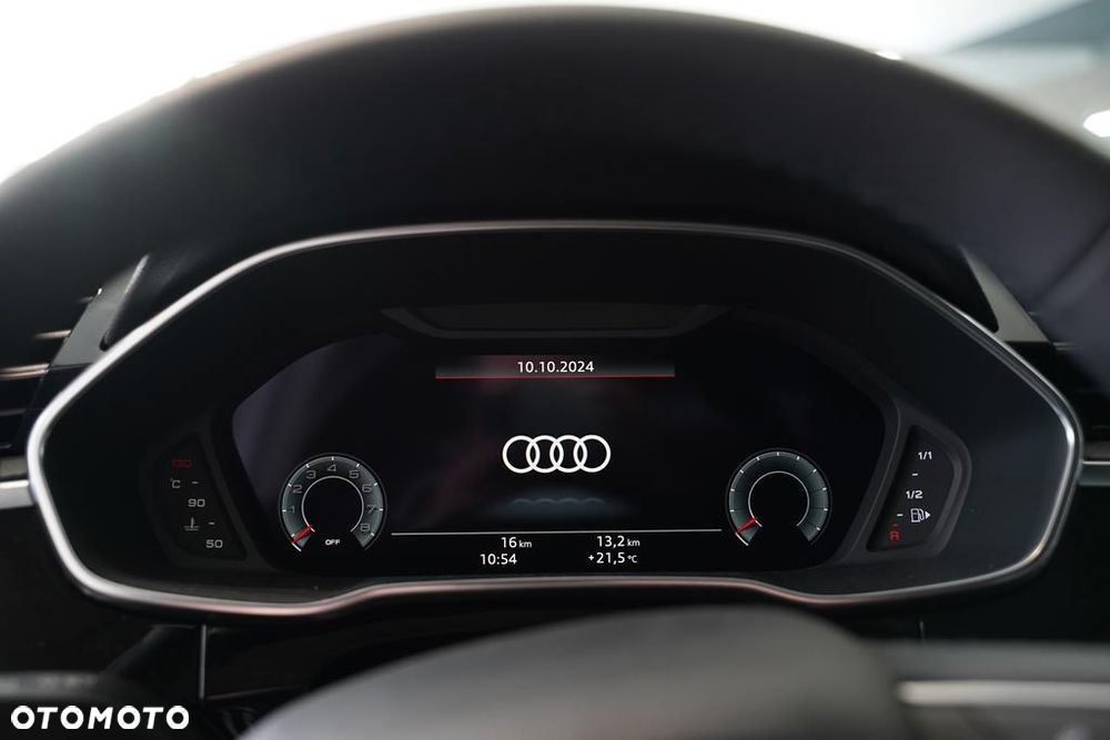 Audi Q3 Sportback - 9