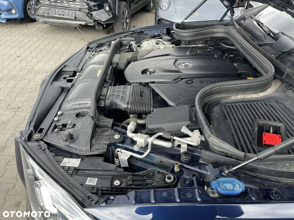 Mercedes-Benz GLE 400 d 4Matic 9G-TRONIC AMG Line - 19
