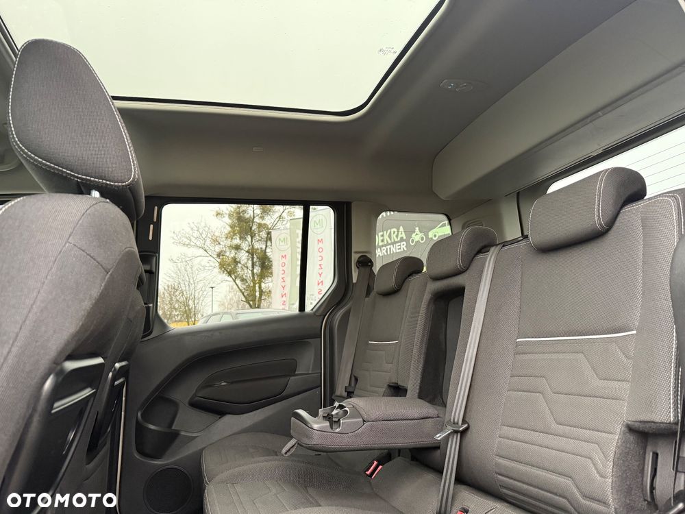 Ford Tourneo Connect - 21