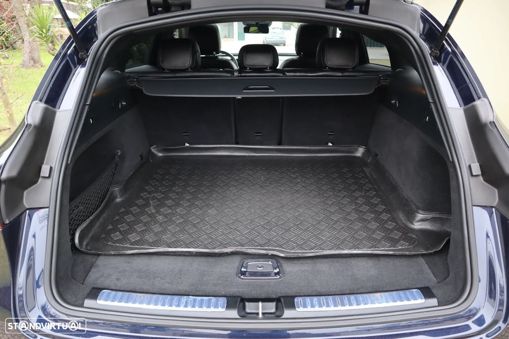 Mercedes-Benz EQC 400 4Matic AMG Line - 13