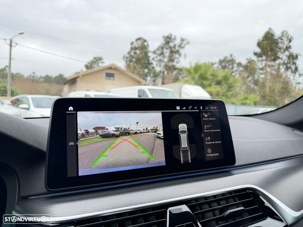 BMW 530 e Pack 50 anos M - 26