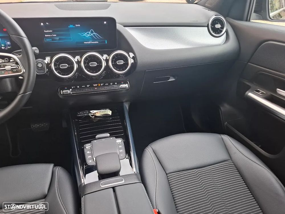 Mercedes-Benz GLA 250 e 8G-DCT Edition Plug-in-Hybrid - 9