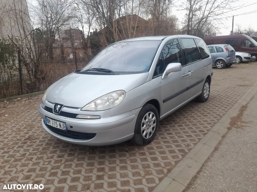 Peugeot 807 2.2HDi ST - 2