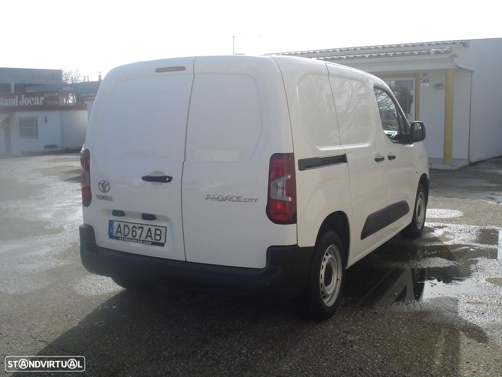 Toyota Proace City 1.5D L1 Exclusive - 6