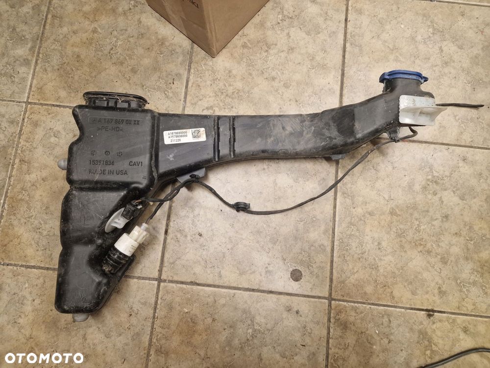 zbiornik spryskiwaczy pompka mercedes gle 167 a1678690000 - 1