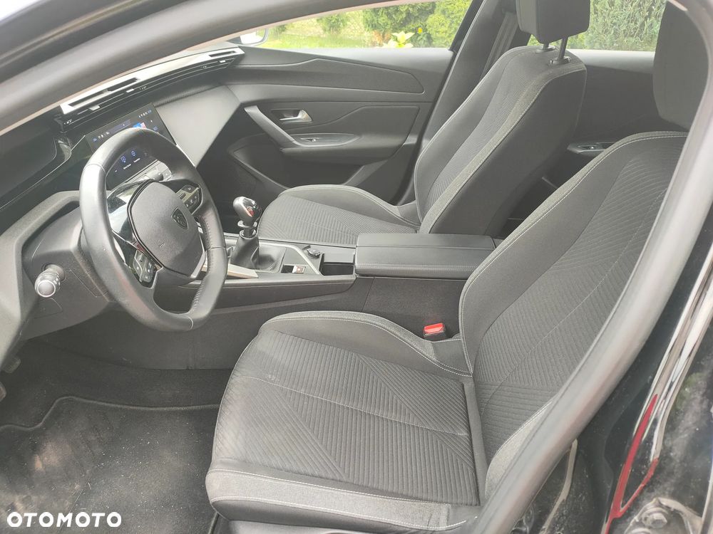Peugeot 308 - 11