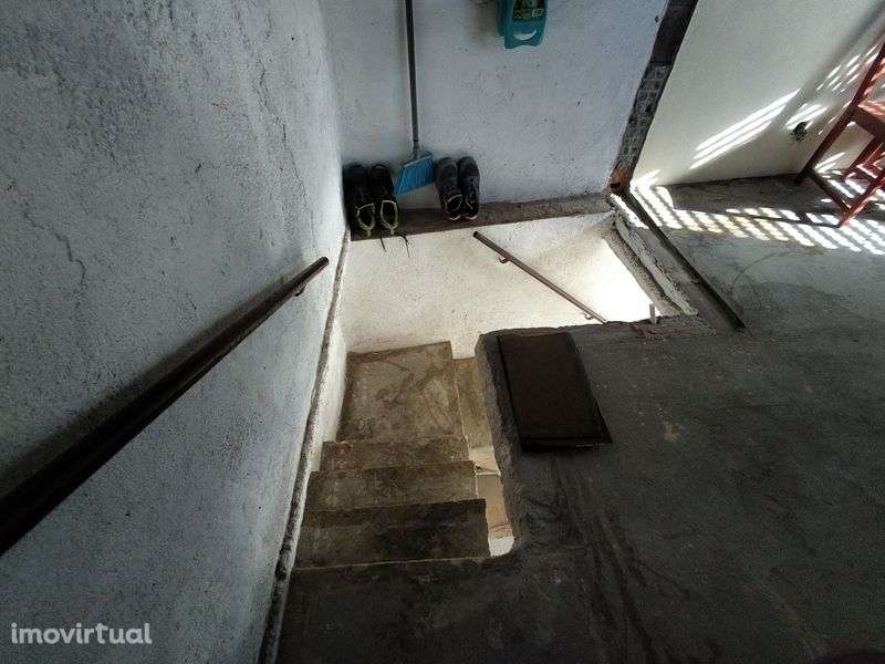 Pequena casa para remodelar - Grande imagem: 2/5