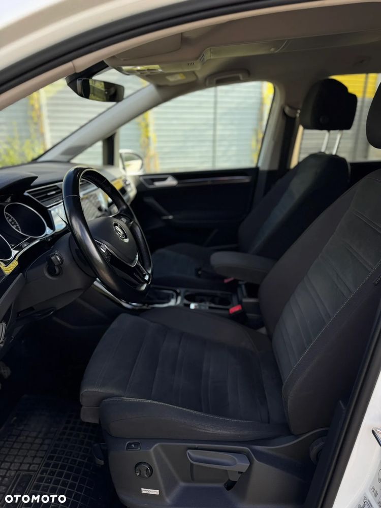 Volkswagen Touran 1.5 TSI EVO Highline DSG - 9