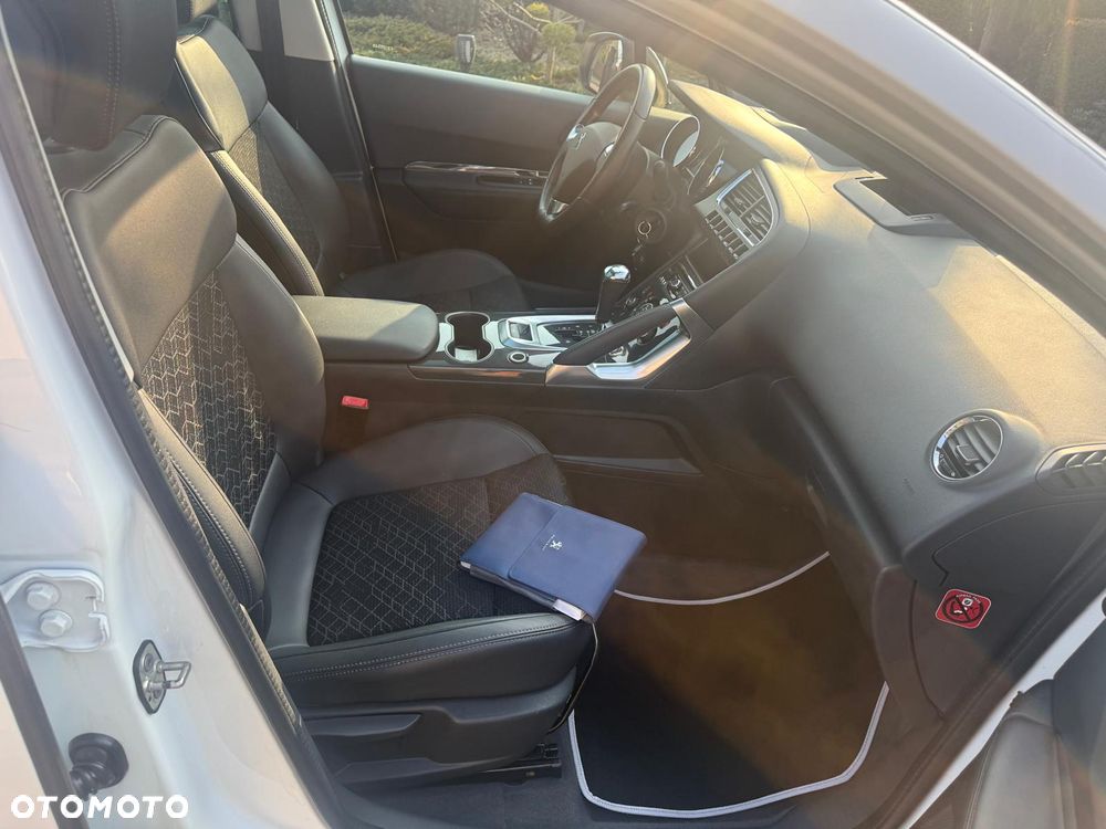 Peugeot 3008 THP 165 EAT6 Stop & Start Allure - 21