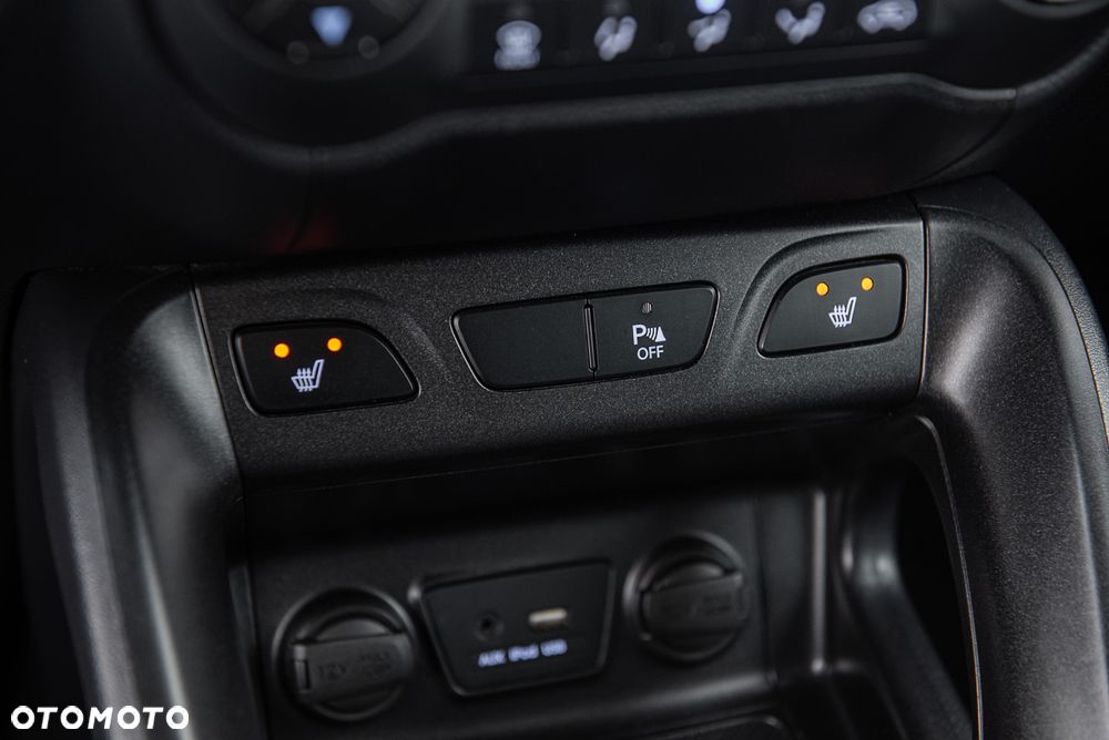 Hyundai ix35 2.0 CRDi Premium 4WD - 24