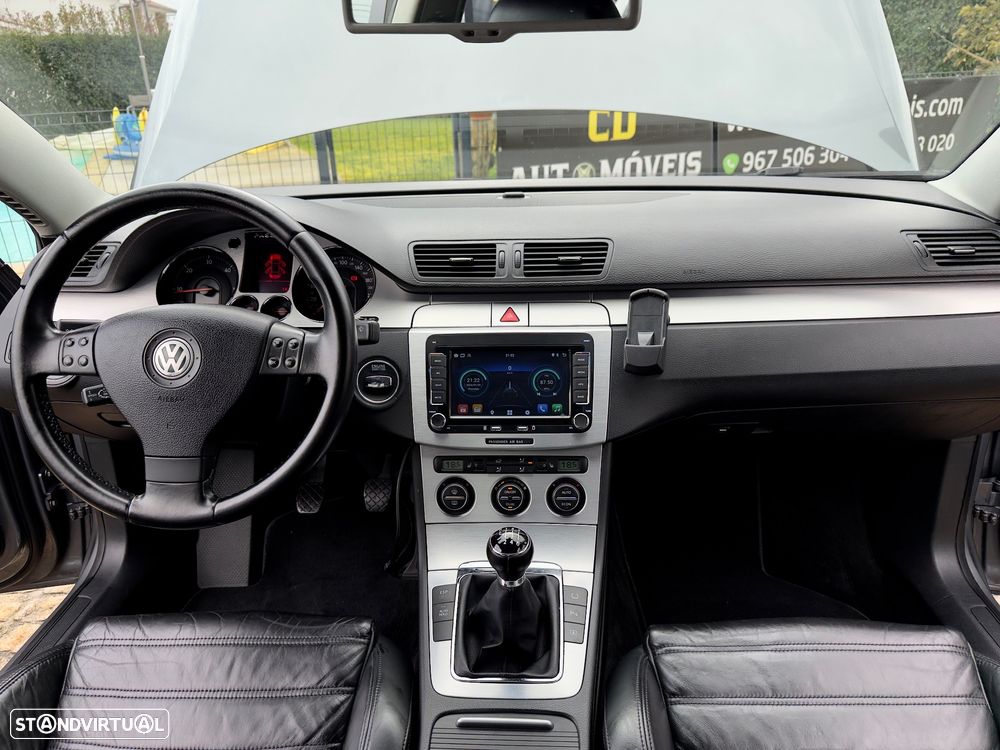 VW Passat 2.0 TDI Highline - 46