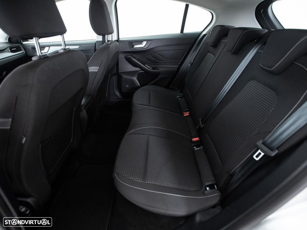 Ford Focus 1.5 TDCi ECOBlue Connected - 10
