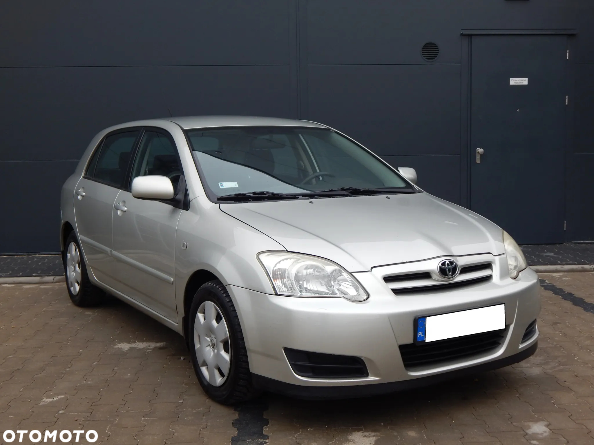 Toyota Corolla 1.8 CE - 12