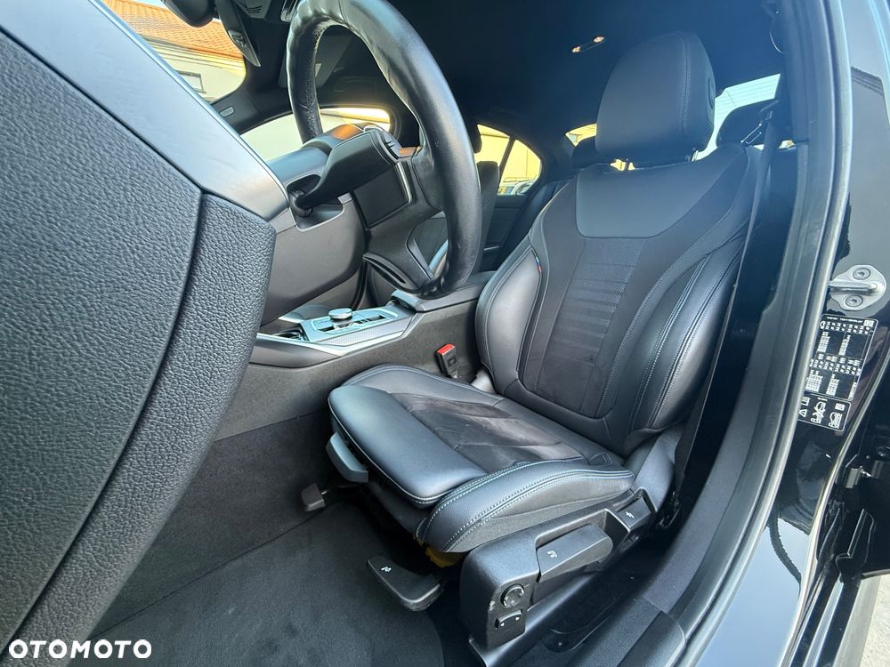 BMW Seria 3 320d xDrive M Sport sport - 14