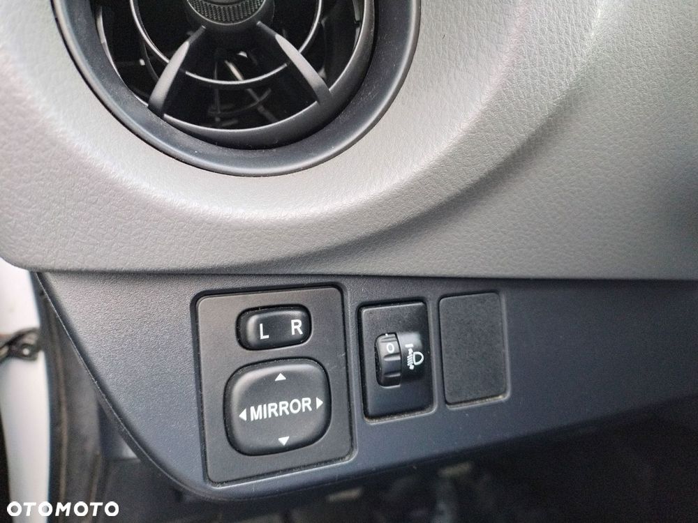 Toyota Yaris 1.0 Active - 19