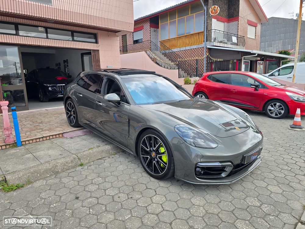 Porsche Panamera 4S E-Hybrid - 3