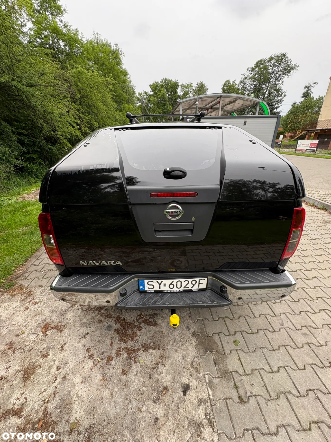 Nissan Navara 2.5 D Platinum - 9