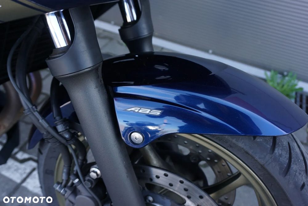 Yamaha XJ - 9