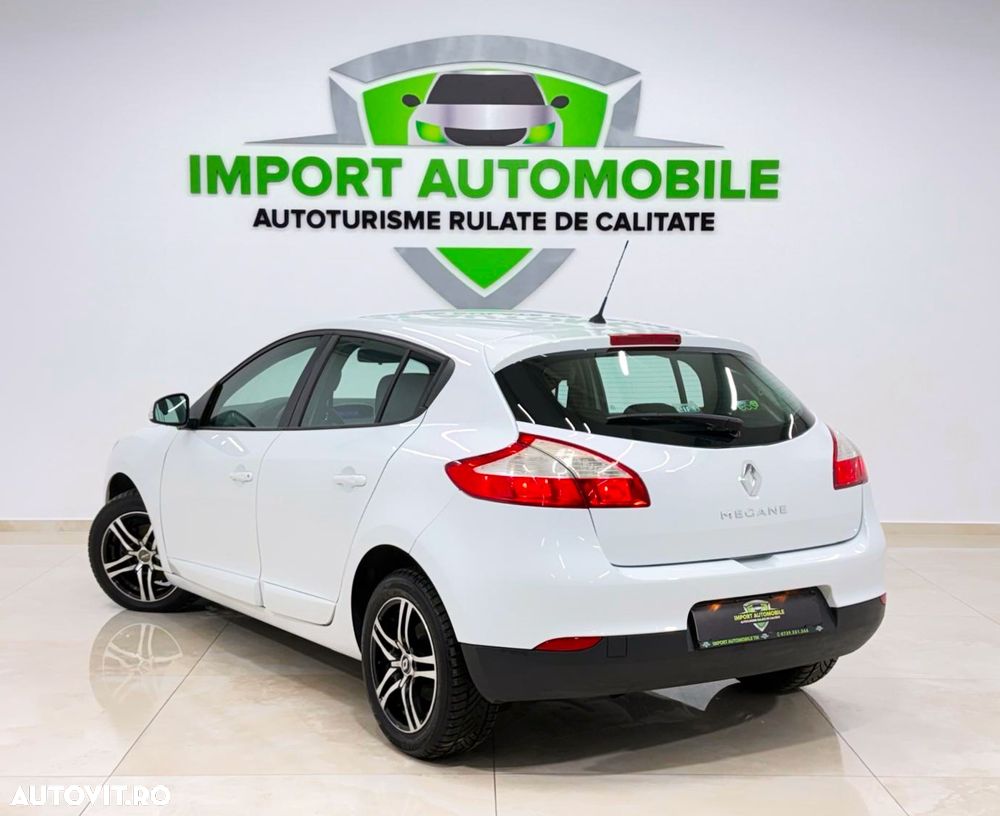 Renault Megane ENERGY dCi 110 Start & Stop Dynamique - 13