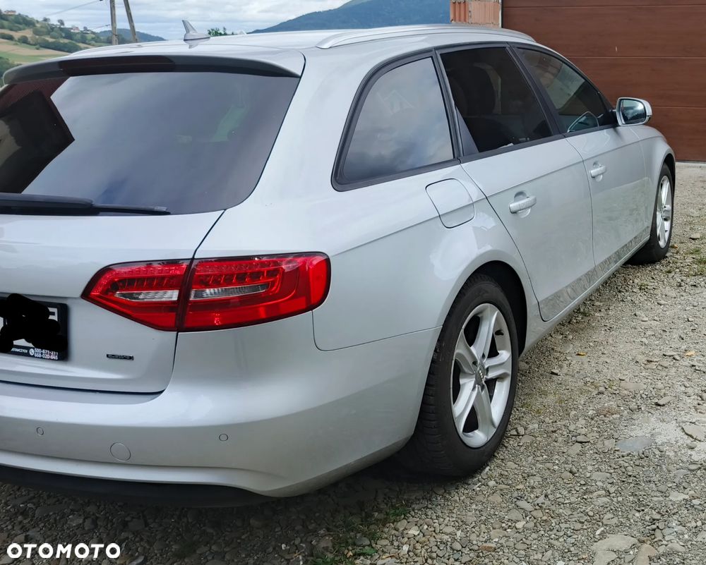 Audi A4 Avant 2.0 TDI Quattro - 4