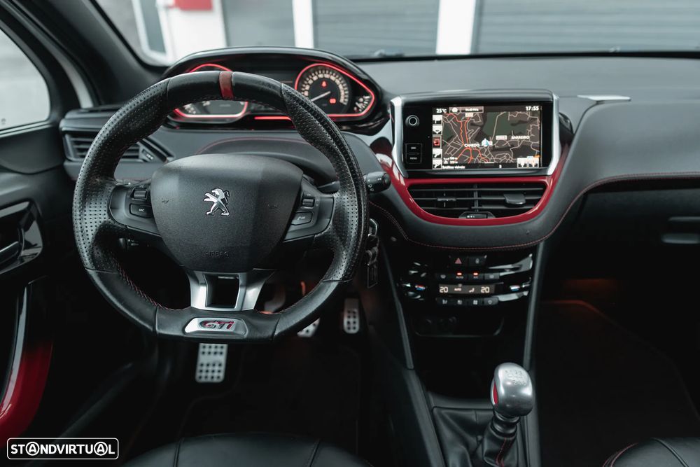 Peugeot 208 1.6 THP GTi - 23