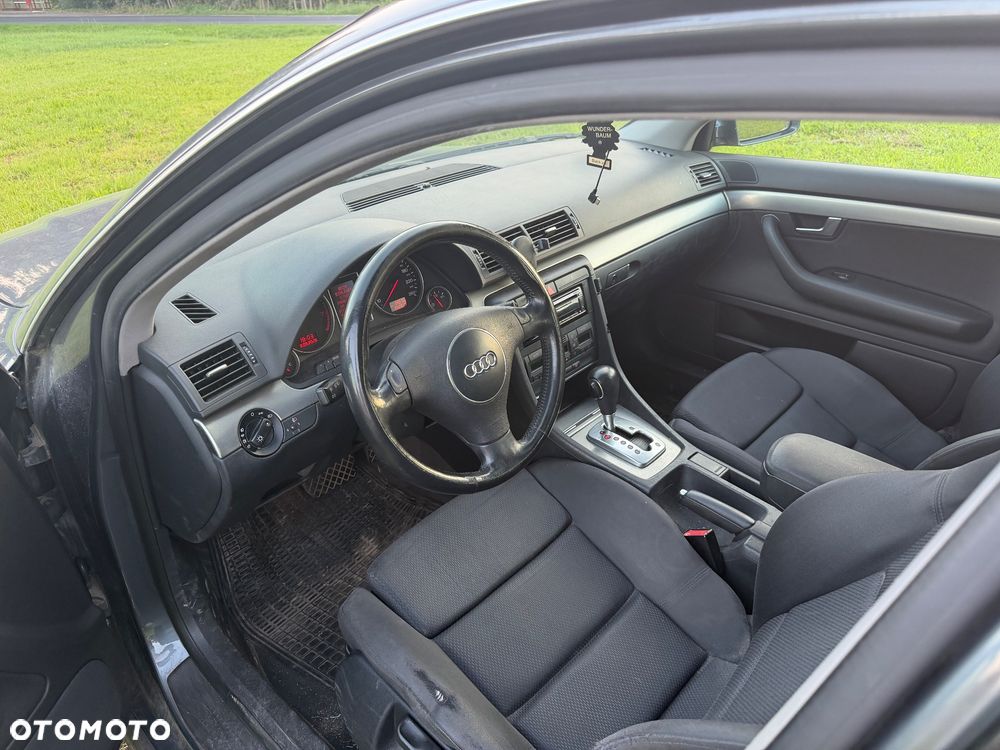 Audi A4 Avant - 9