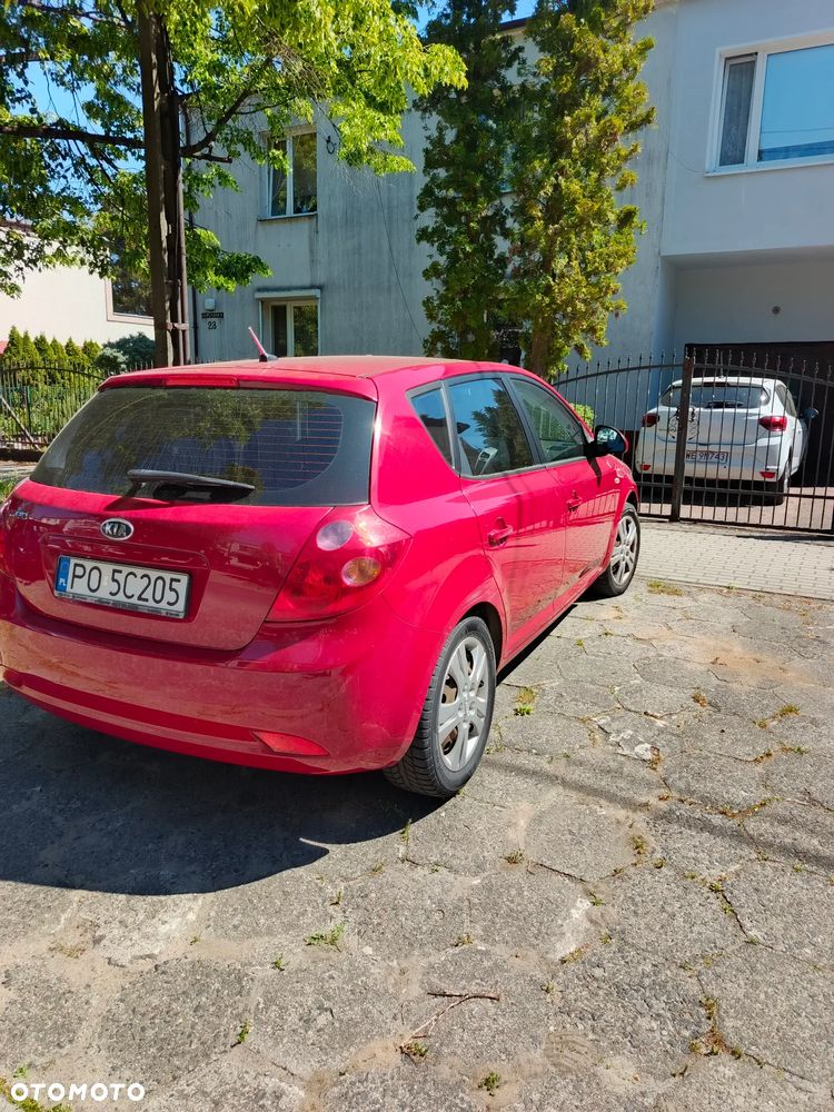 Kia Ceed 1.4 Comfort - 6
