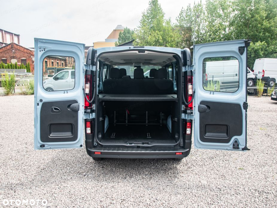 Renault Trafic - 10