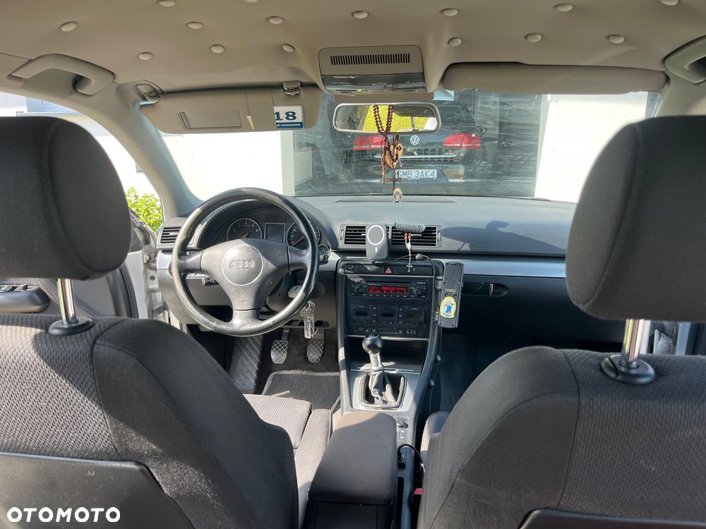 Audi A4 Avant 1.8T - 10