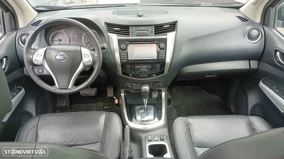 Nissan Navara DC Auto Tekna - 8