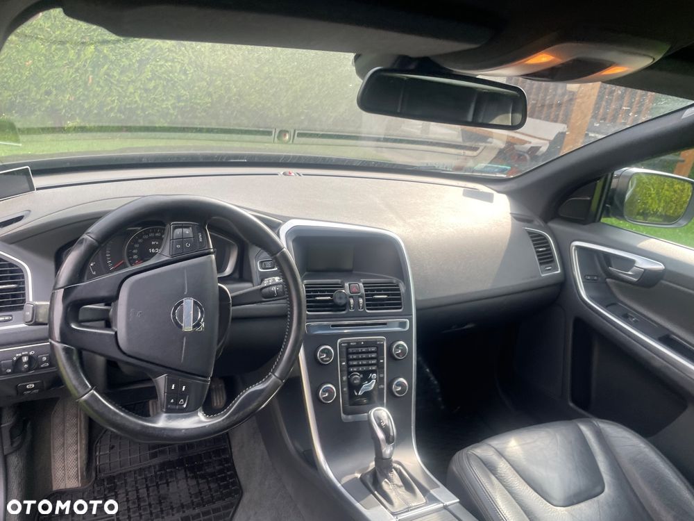 Volvo XC 60 - 12